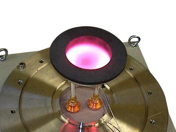 金属や非鉄金属などの導体は誘導加熱で加熱されます